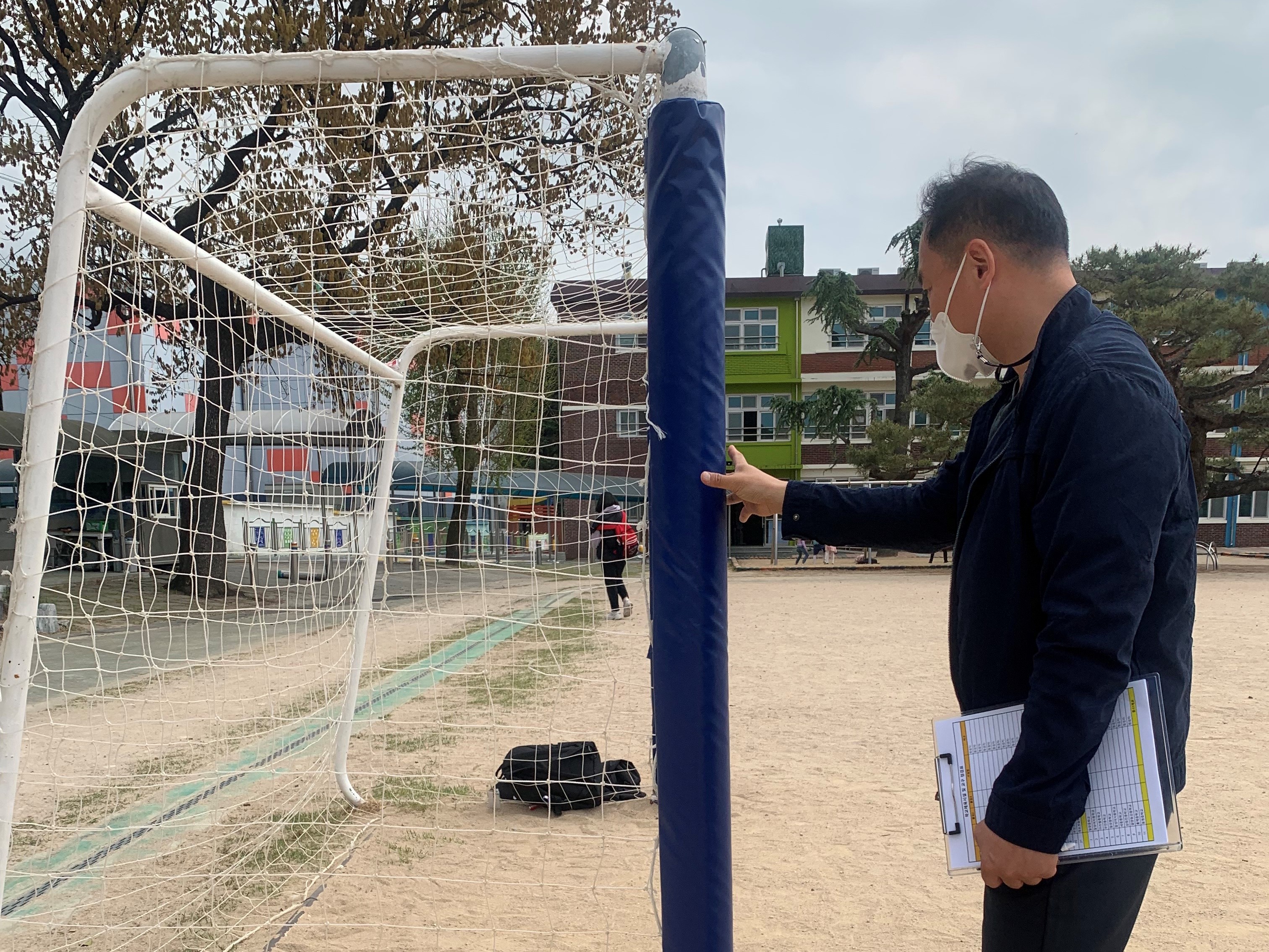 밀양교육지원청, 학교체육시설 점검으로 안전한 학교 만들기 - 관련이미지2