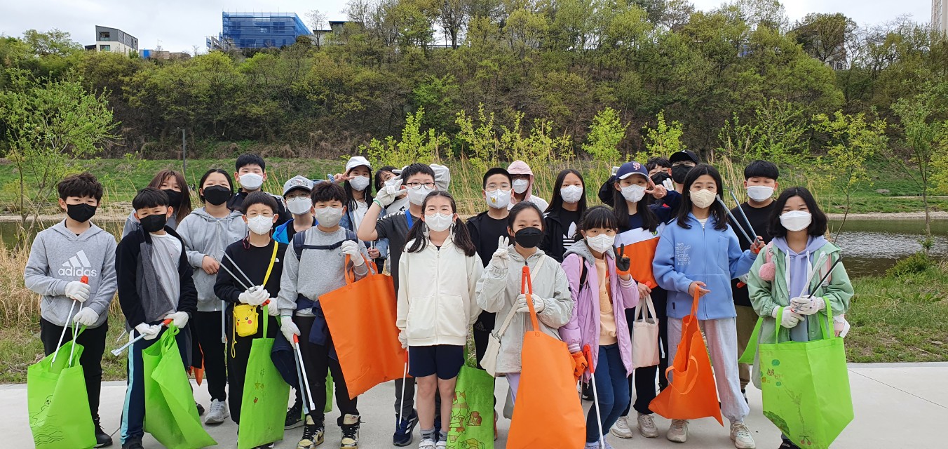 충무공초, 학생동아리 ‘푸른별 지킴이’ 환경보호 활동 - 관련이미지1