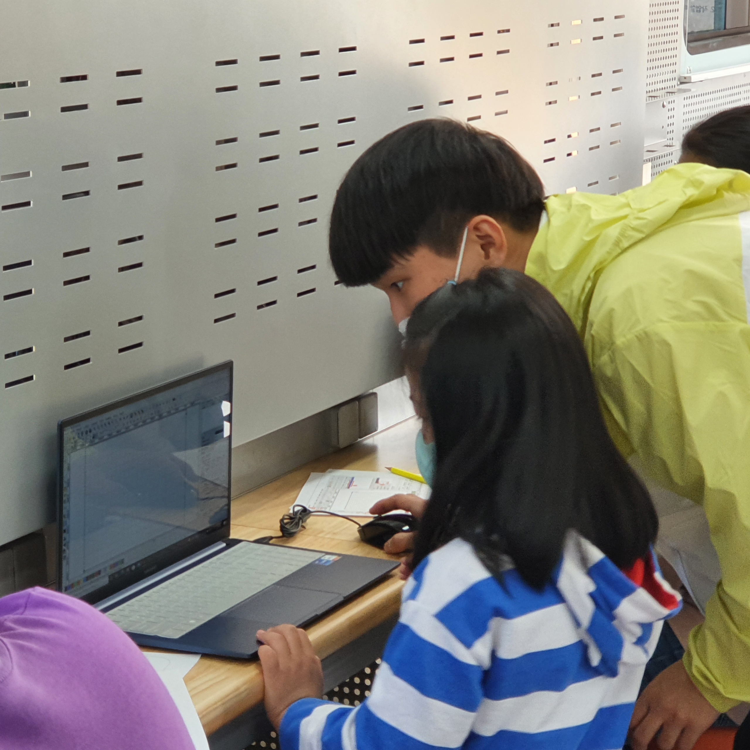 꿈을 실은 Car 카멜레온 학교 연계 수업 시작(학교혁신과 김선배 ☎253-1656) - 관련이미지3