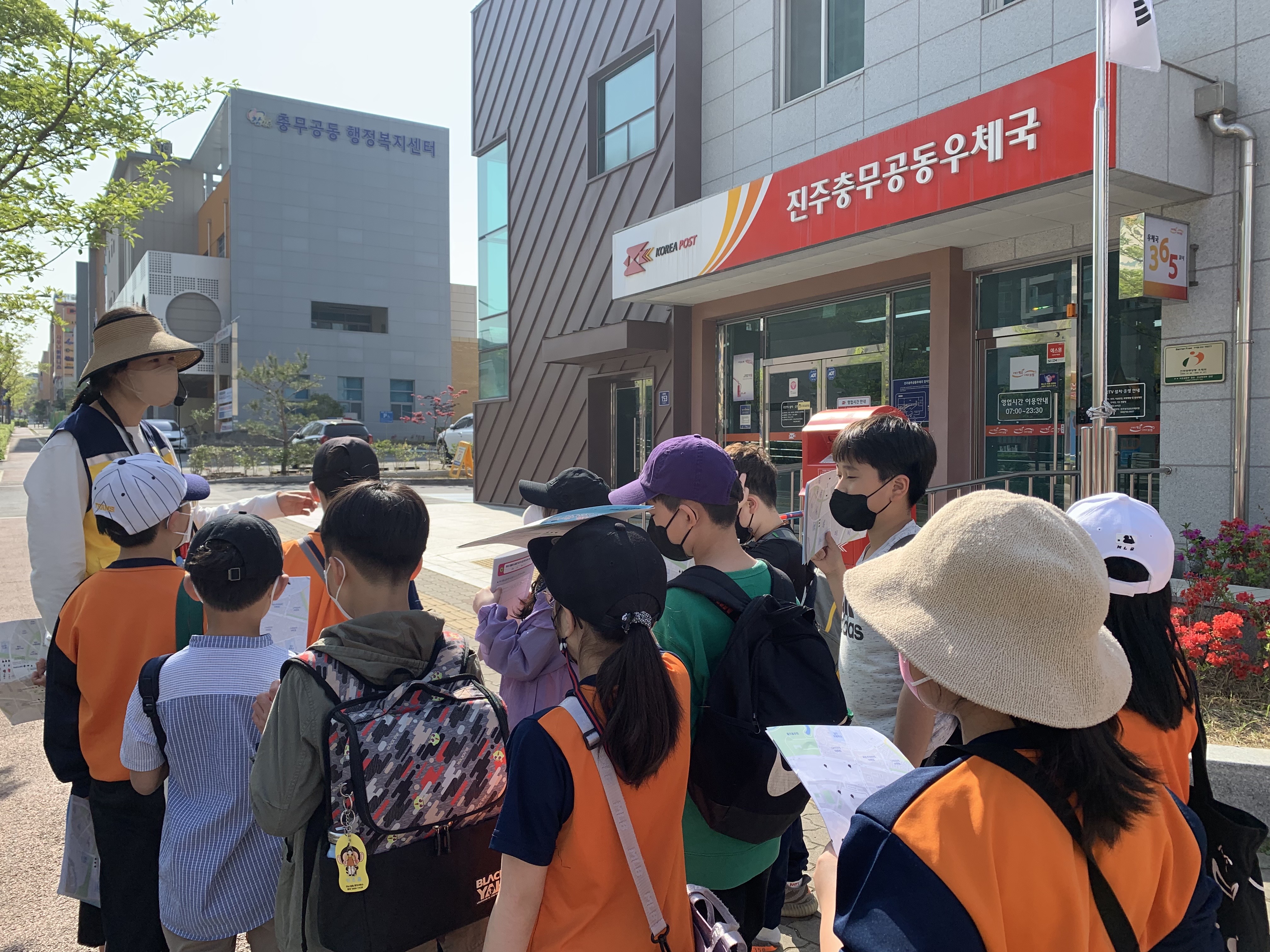 충무공초 4학년, 직접 찾아가는 우리지역 알아보기 프로젝트를 소개합니다! - 관련이미지2