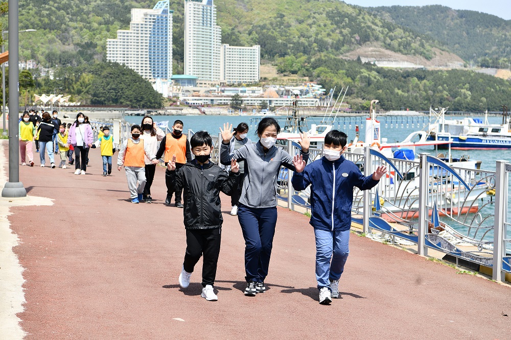 거제애광학교, 해안로 걷기로 건강 UP! - 관련이미지2