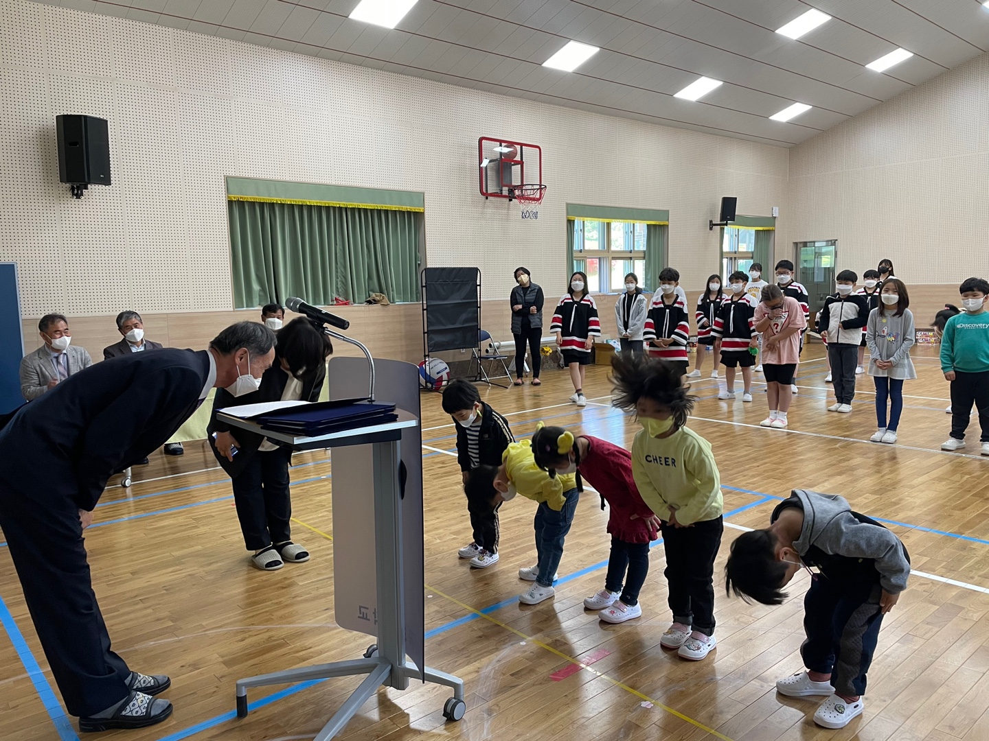 지곡초, 전입학 장학금 480만원 수여 - 관련이미지1