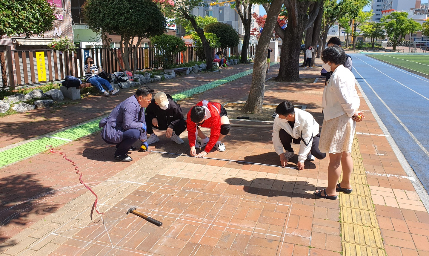 계룡초등학교, 놀이 문화 활성화 주간으로 행복한 놀이 문화 조성에 앞서 나가다. - 관련이미지3