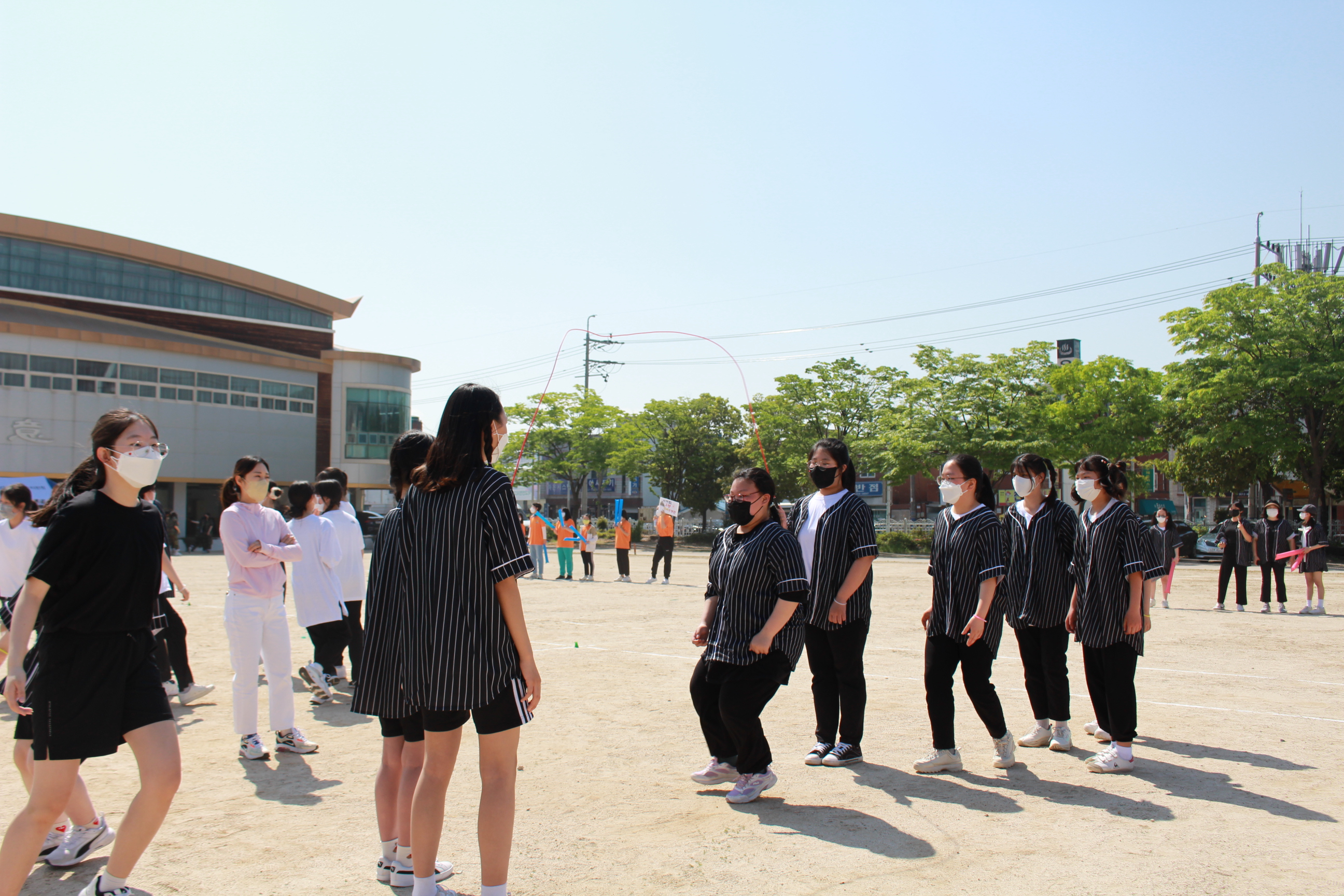 2022. 김해여자중학교 교내 체육한마당 개최 - 관련이미지2
