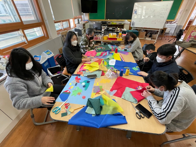 사량중, 제1회 통영국제트리엔날레 연계 갯벌생태 탐방 - 관련이미지3