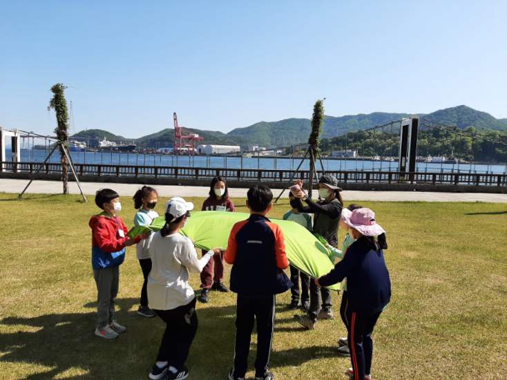 창원교육지원청, 2022. 창원 캠퍼스형 방과후학교, 온 세상이 학교다! - 관련이미지3