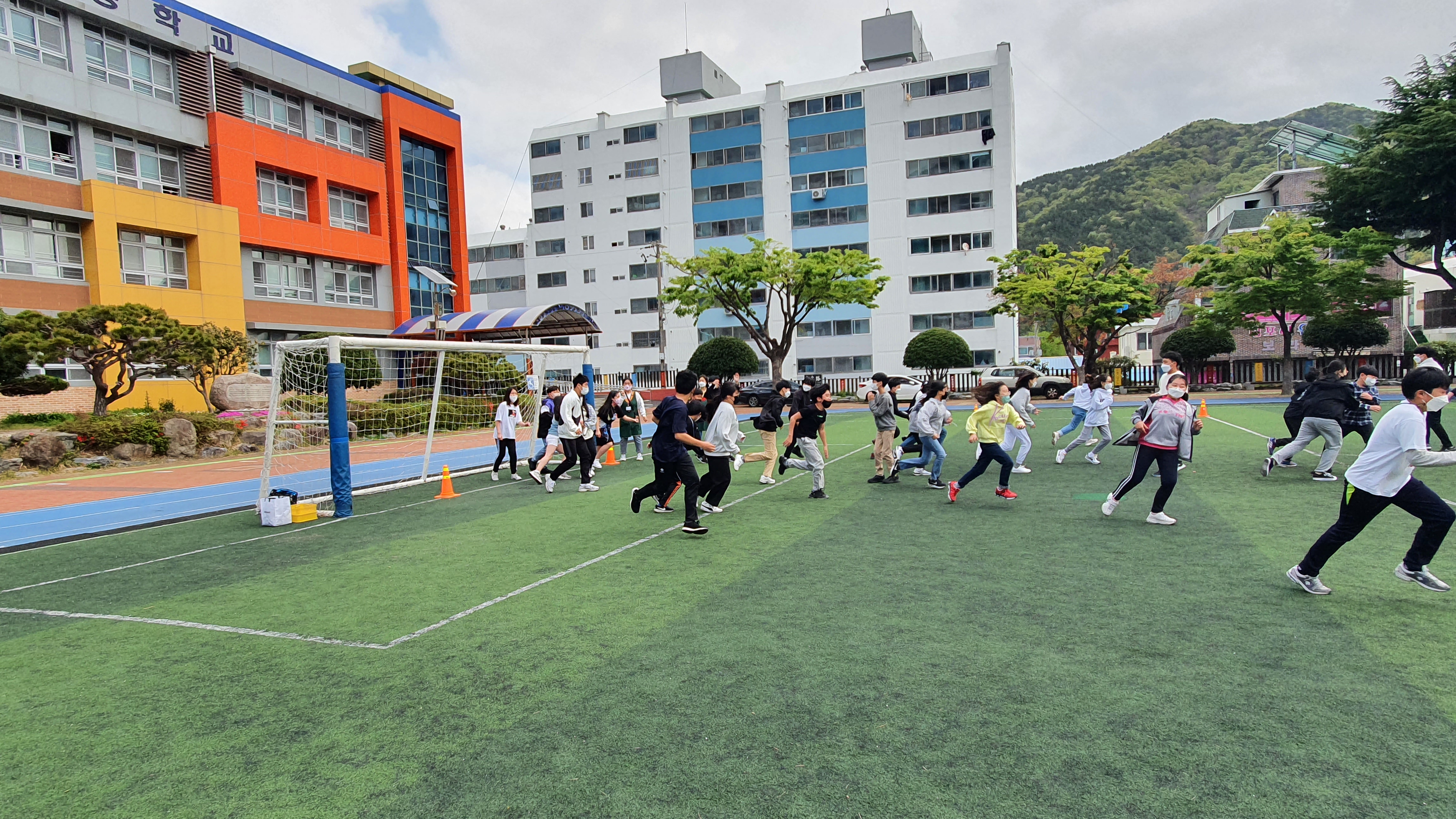 계룡초등학교, 스포츠주간 및 세계놀이문화 체험활동 - 관련이미지2