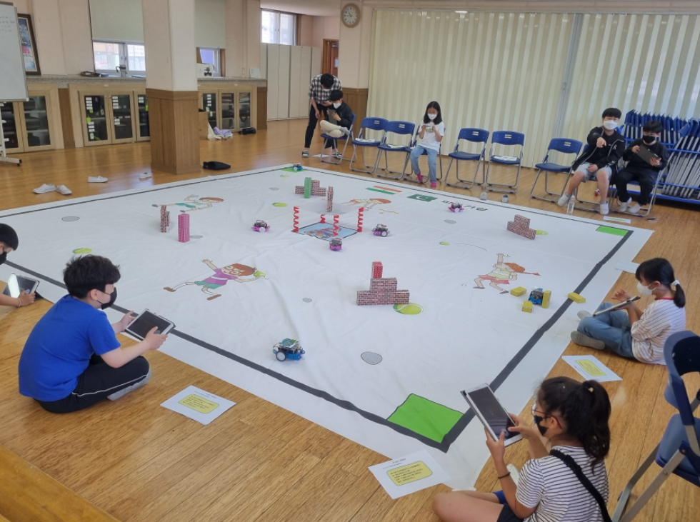 계룡초등학교, 2022. 다 같이 다(多)가치 어린이날 AI 체험 프로그램(계룡.아이(I). Play with A.I.) - 관련이미지2