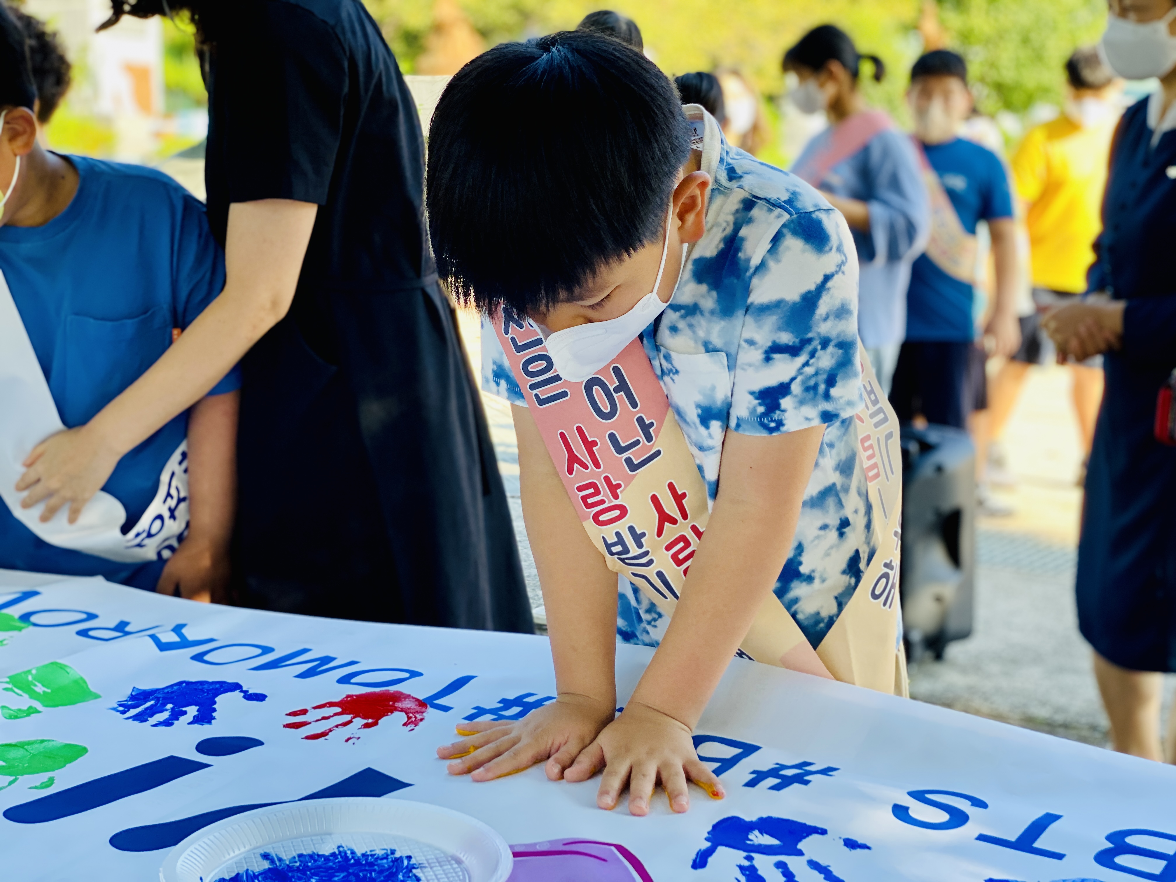 부곡초, “우리학교는 36명의 BTS가 있습니다.” 36개의 미래를 응원한 행복한 아침맞이 - 관련이미지3