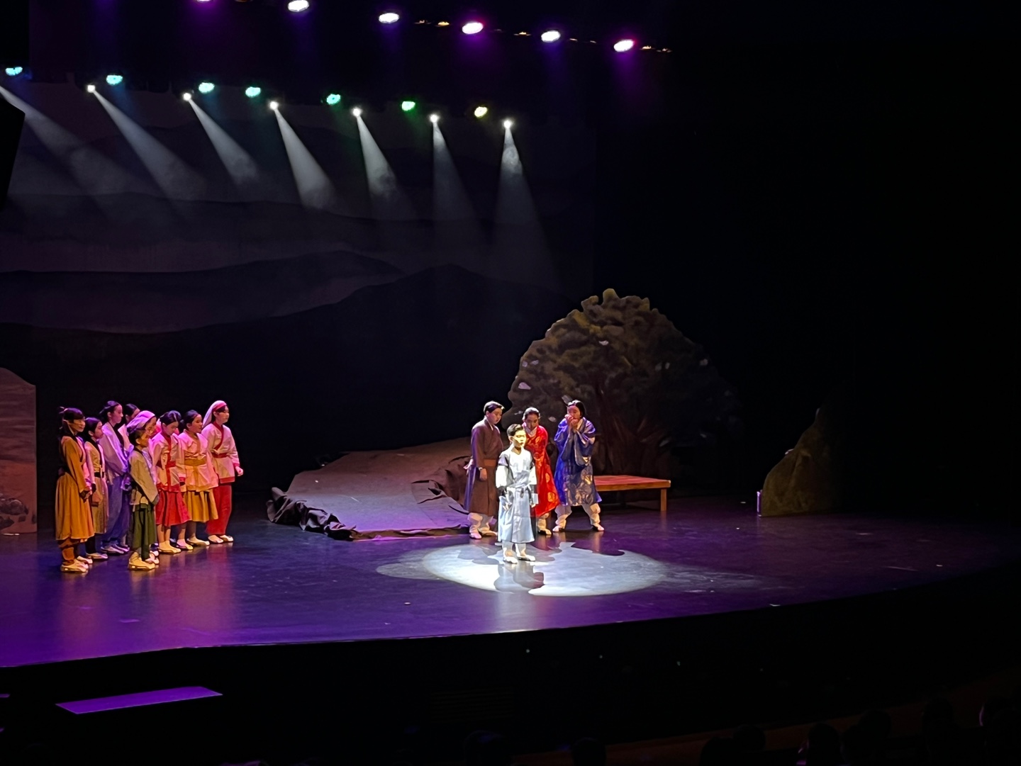 사천에서 유년기를 보낸 고려의 성군, ‘현종’, 왕순이를 뮤지컬 만났어요. - 관련이미지1