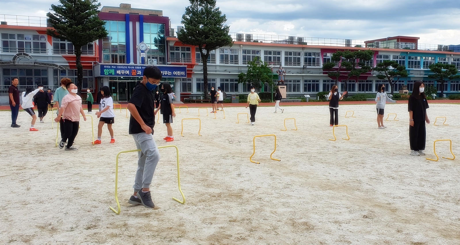 거창초, 뇌 깨우고 공부해요 - 관련이미지3