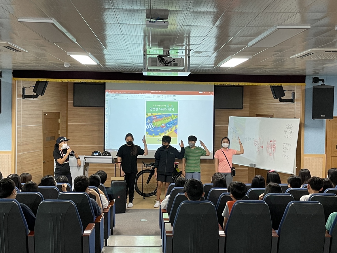 가양초, 찾아가는 자전거 안전 교육 실시 - 관련이미지2
