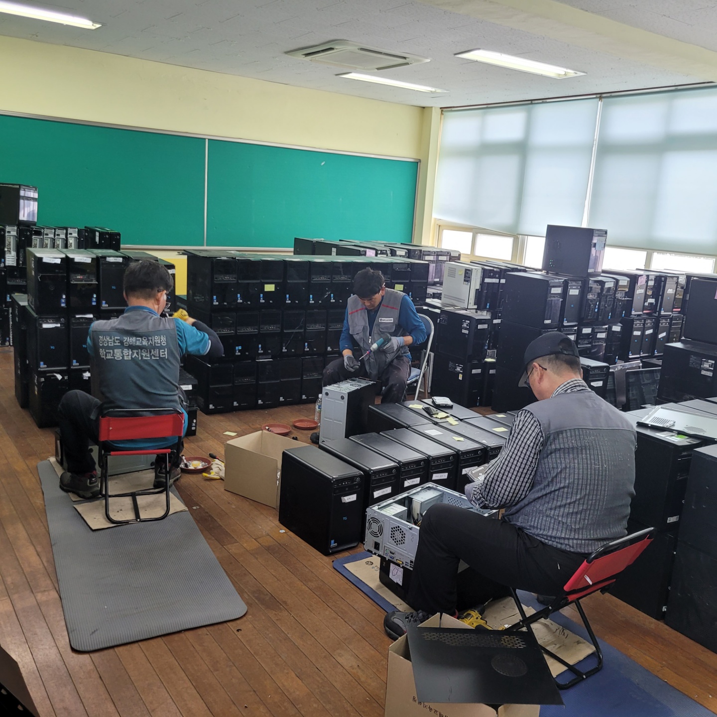 김해교육지원청,“학교 불용 정보화기기 매각 지원 확대” - 관련이미지2