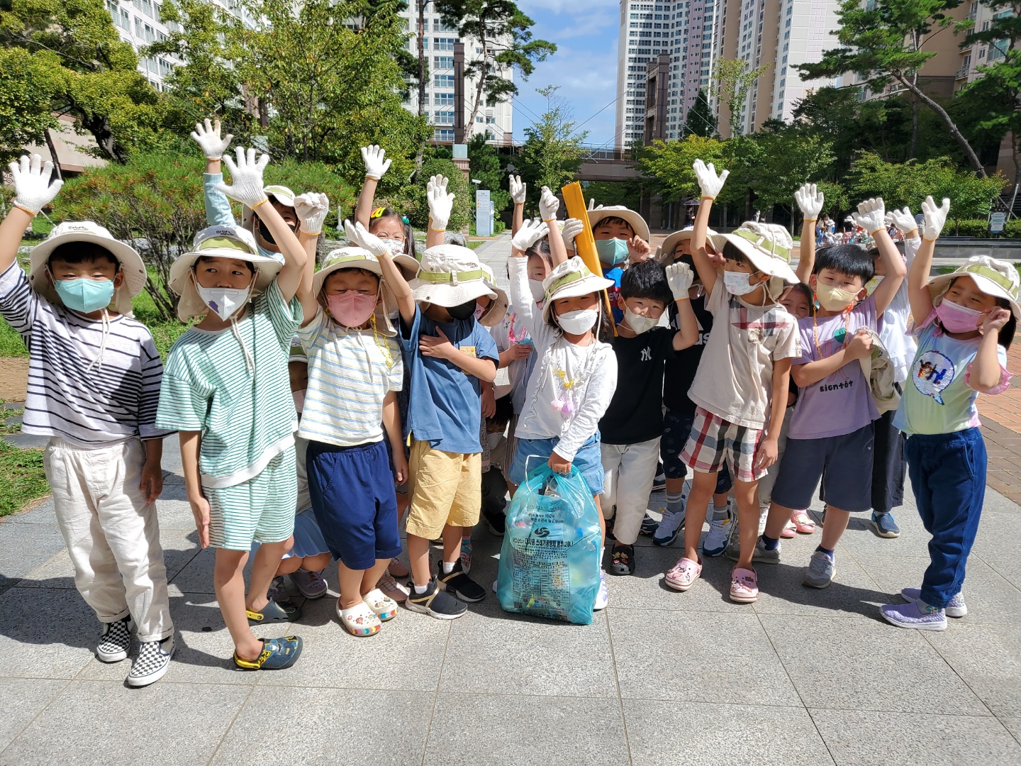 양덕솔빛유치원, 플로깅 운동 실시 - 관련이미지2