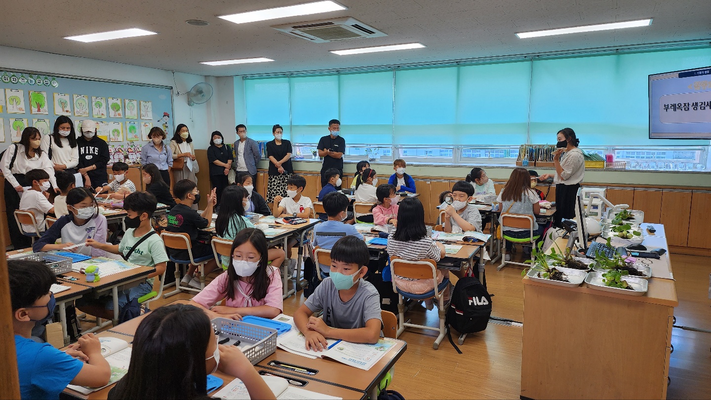 통영 죽림초, 학부모 초청 공개 수업 나눔의 날 운영 - 관련이미지1