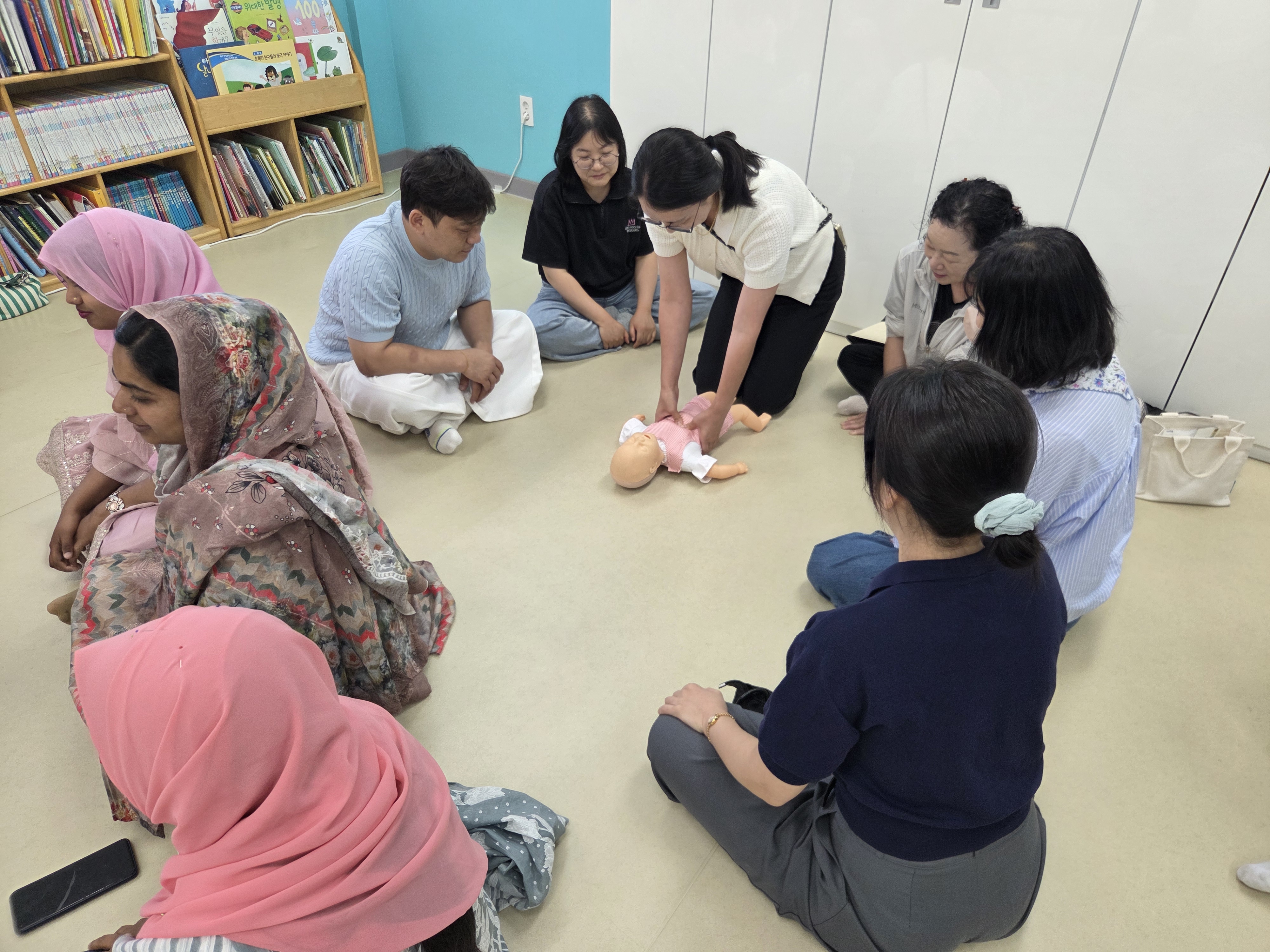 벽방초병설유치원, '학부모 대상 응급처치 및 심폐소생술 연수' 실시 - 관련이미지2
