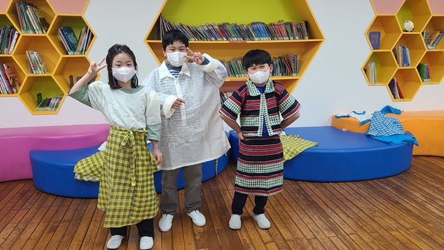 서하초, 다른 문화를 이해하고 서로 존중해요 - 찾아가는 다문화이해교육 실시 - - 관련이미지3