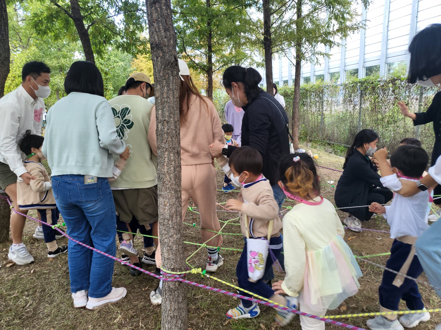 충무공초병설유, 숲 체험 학부모 연수 및 참여수업 실시 - 관련이미지4
