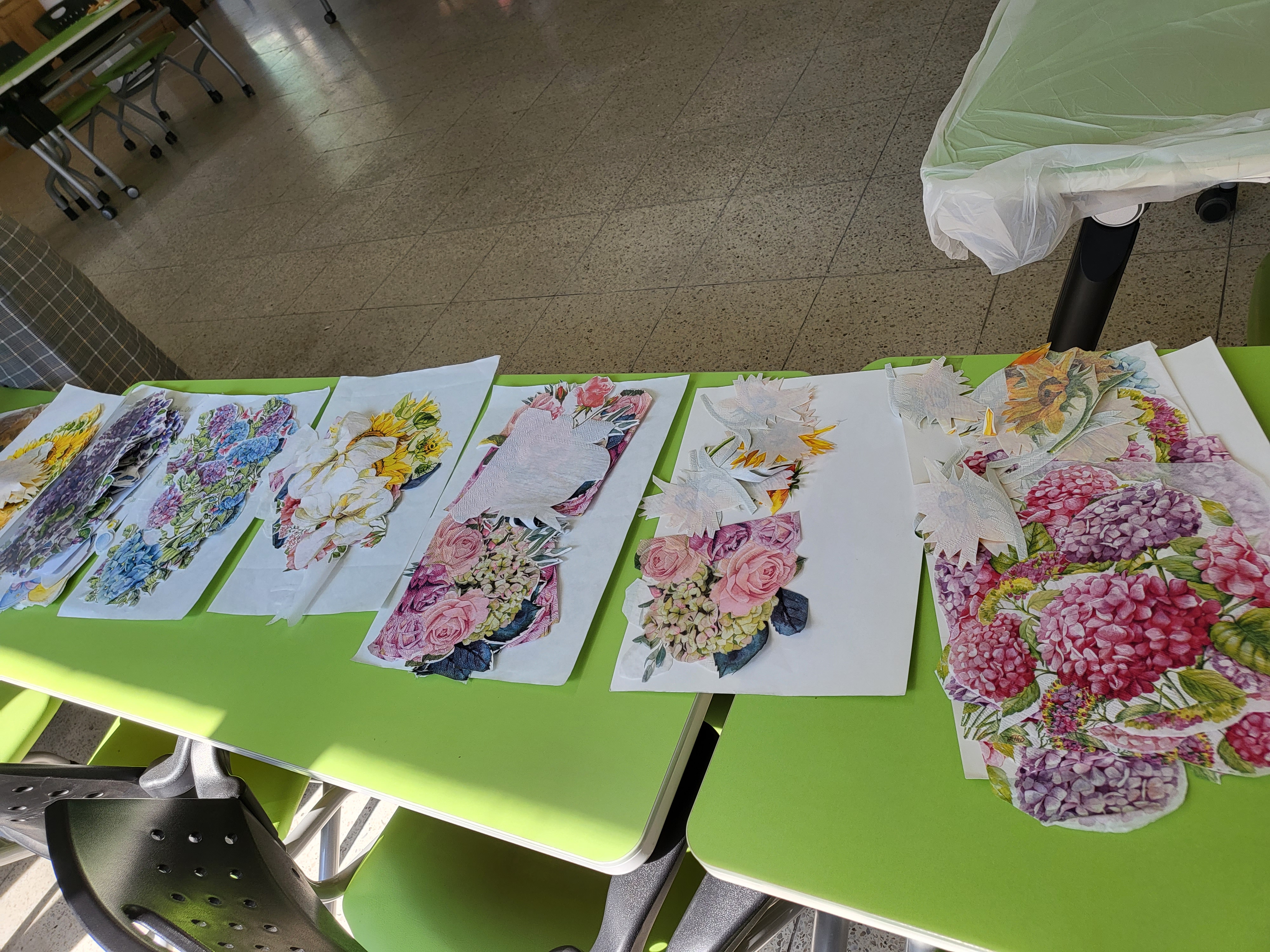 한땀 한땀 정성과 사랑을 모아 감동UP, 행복UP - 관련이미지3