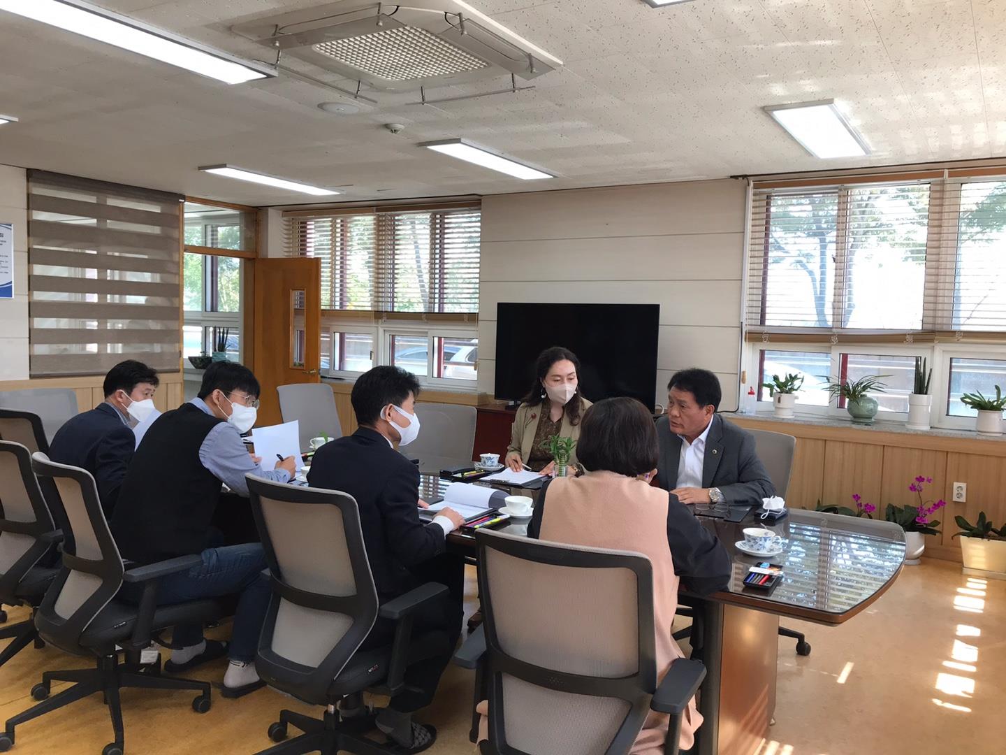 김해은혜학교, 경남도의회 박병영 교육위원장 학교 현장 방문 - 관련이미지2