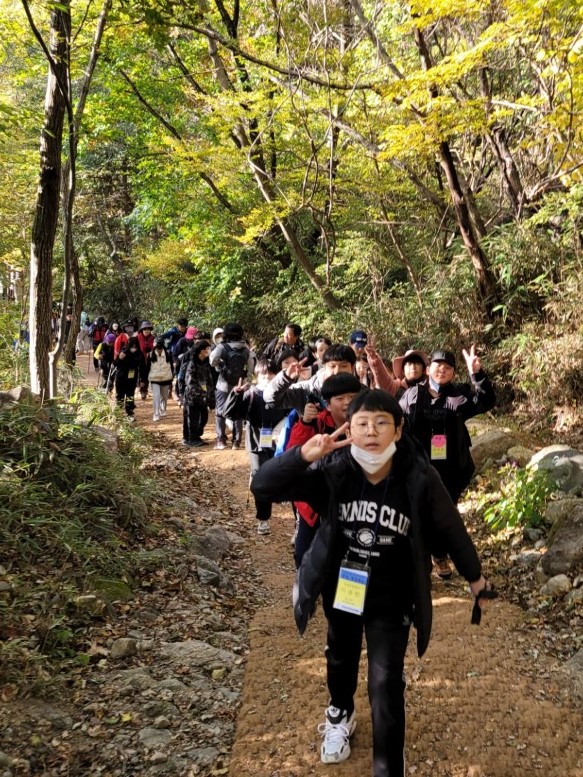 도산초, 천왕봉 등반했어요 - 관련이미지1