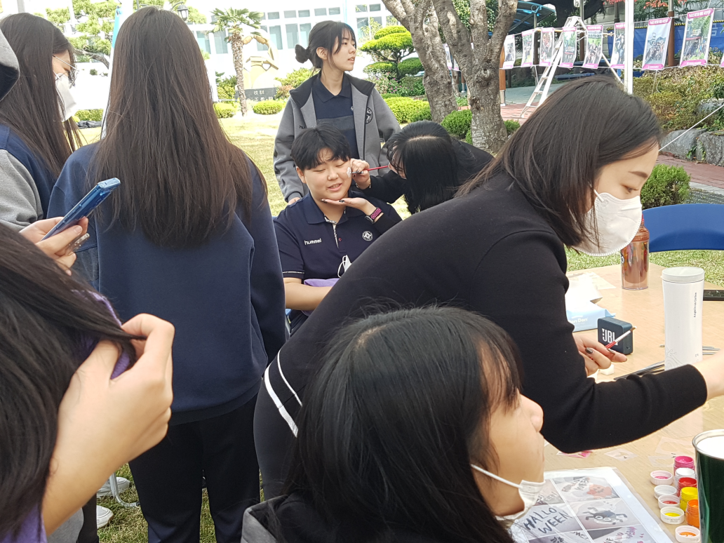 마산의신여중, 꿈과 끼를 디자인하는 창포축제 - 관련이미지2