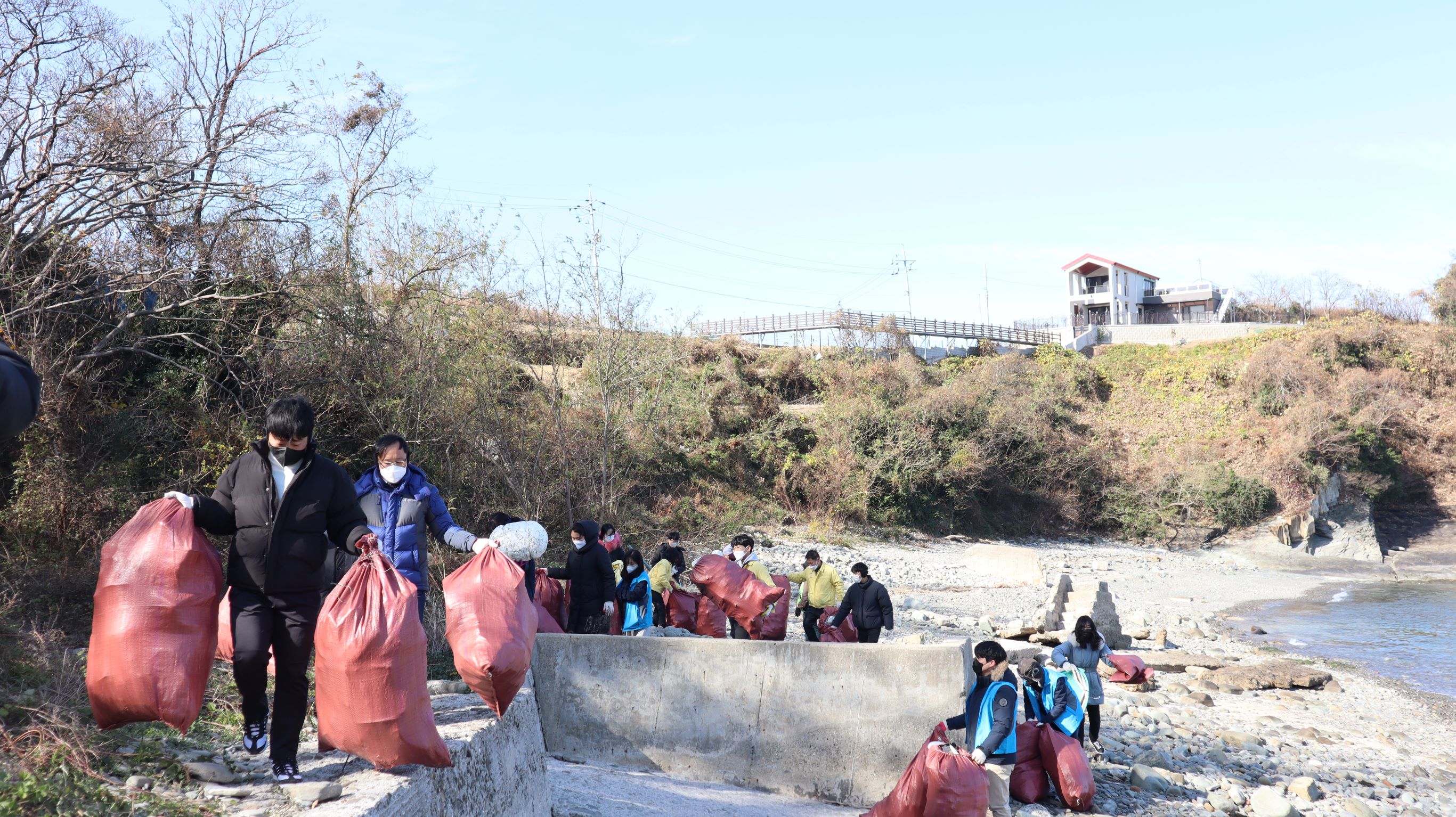 사천교육지원청, 신수도  민·관 합동 환경 정화활동 - 관련이미지3