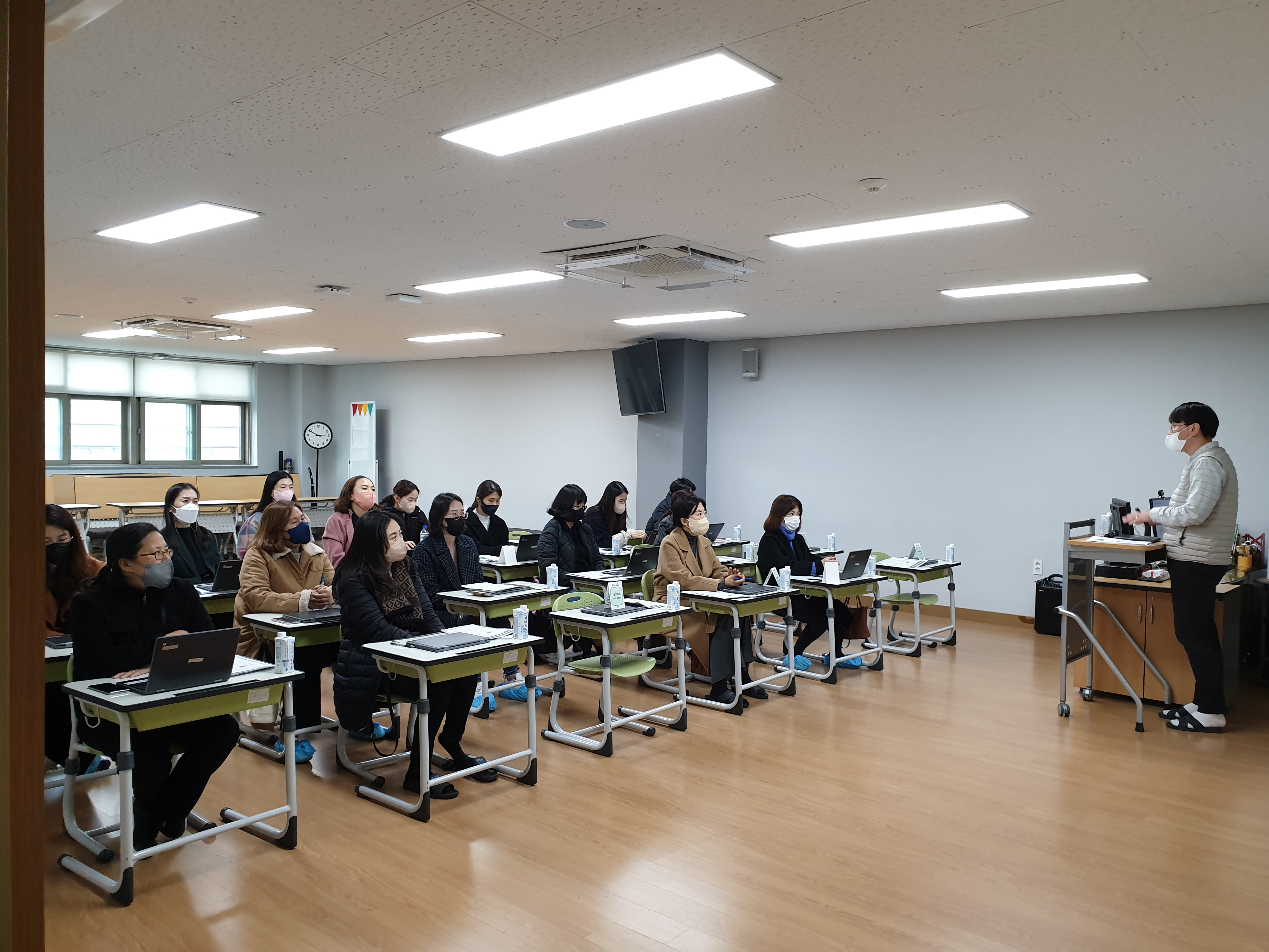 서진초, 엄마도 이제 아이톡톡이 뭔지 알아 학부모 연수 실시 - 관련이미지2