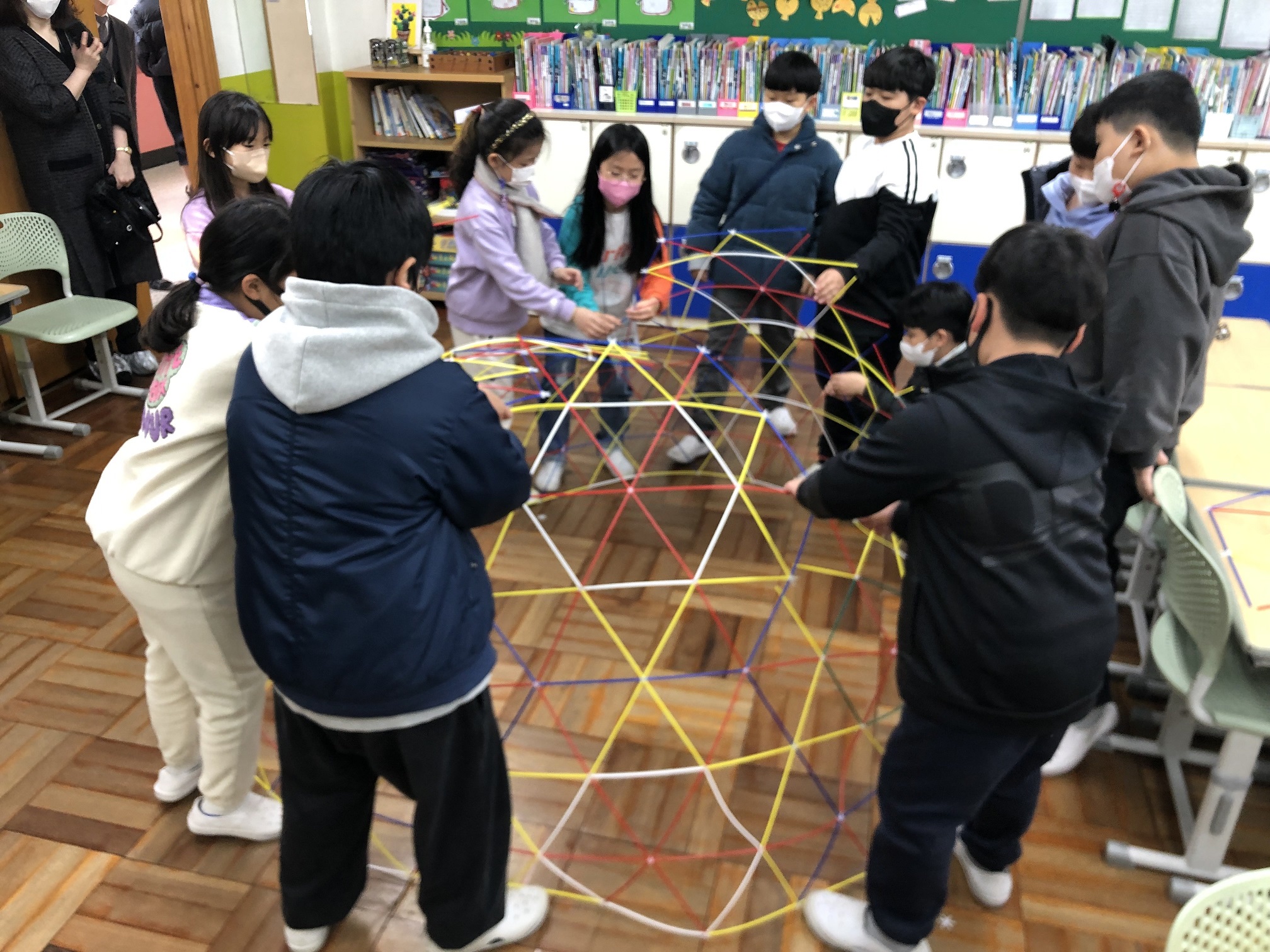 호암초, 우리가 만드는 수학,과학 체험교실!! 2022. 영재학급 산출물 발표회와 체험교실 운영 - 관련이미지1