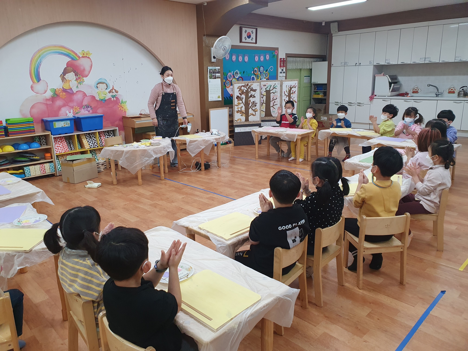 스스로 책이 읽고 싶어지는 예쁜 독서대 만드는 날! - 관련이미지1