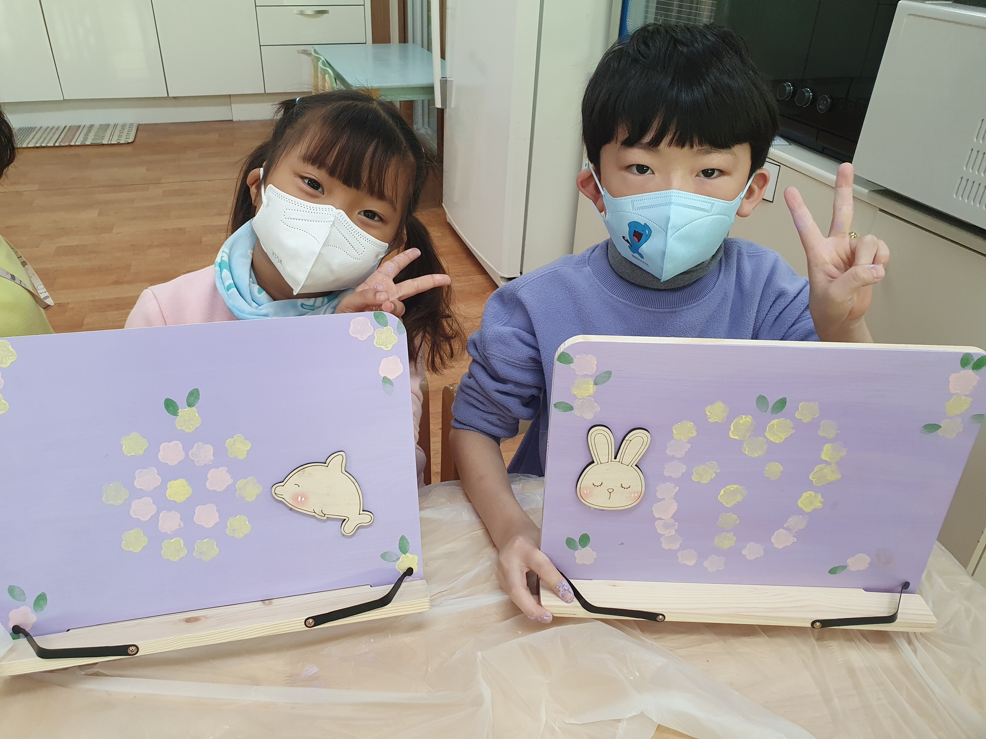 스스로 책이 읽고 싶어지는 예쁜 독서대 만드는 날! - 관련이미지3