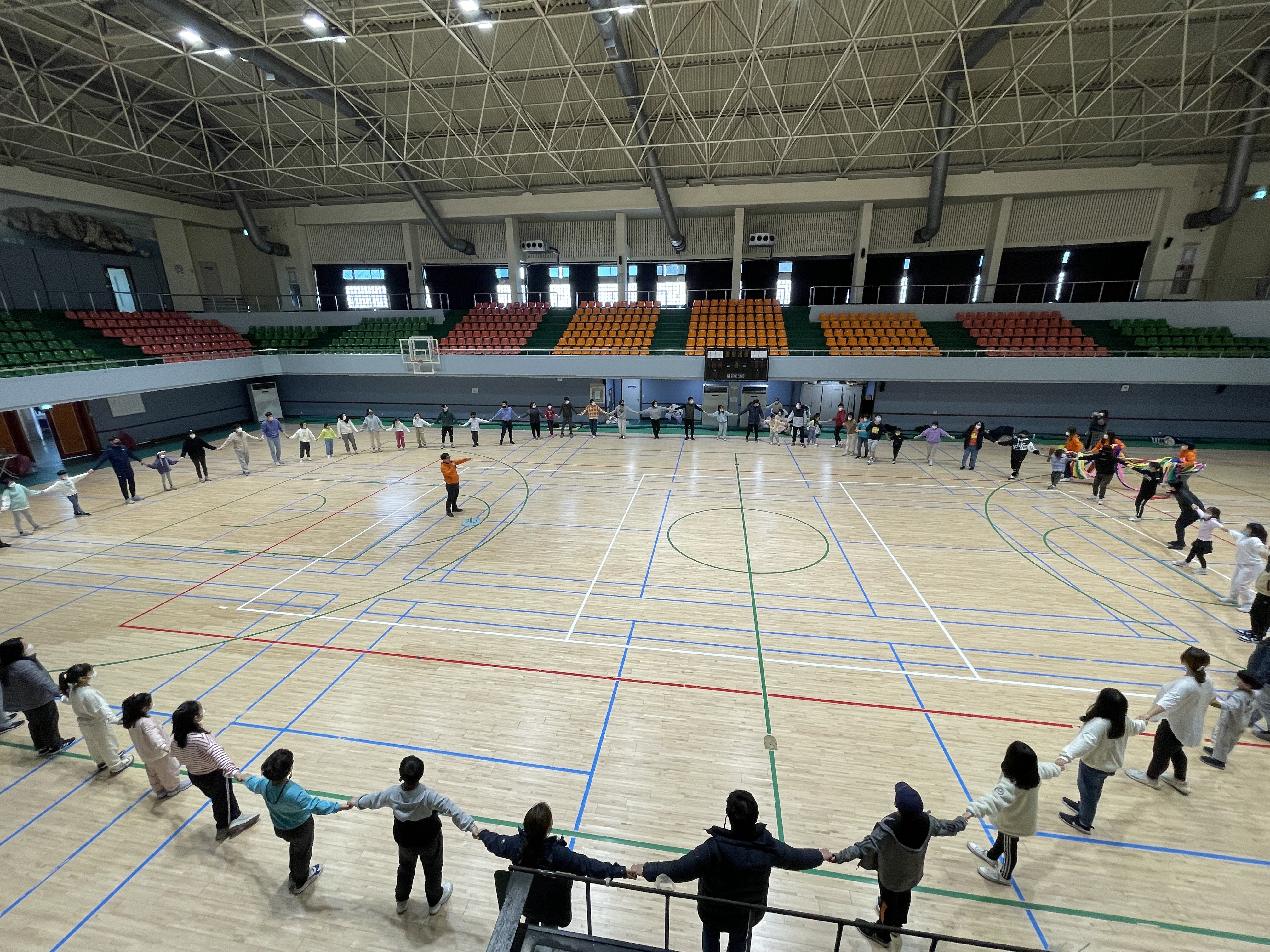 거제교육지원청, ‘온 가족이 함께하는 신나놀GO 가족 놀이 한마당’ 개최 - 관련이미지2