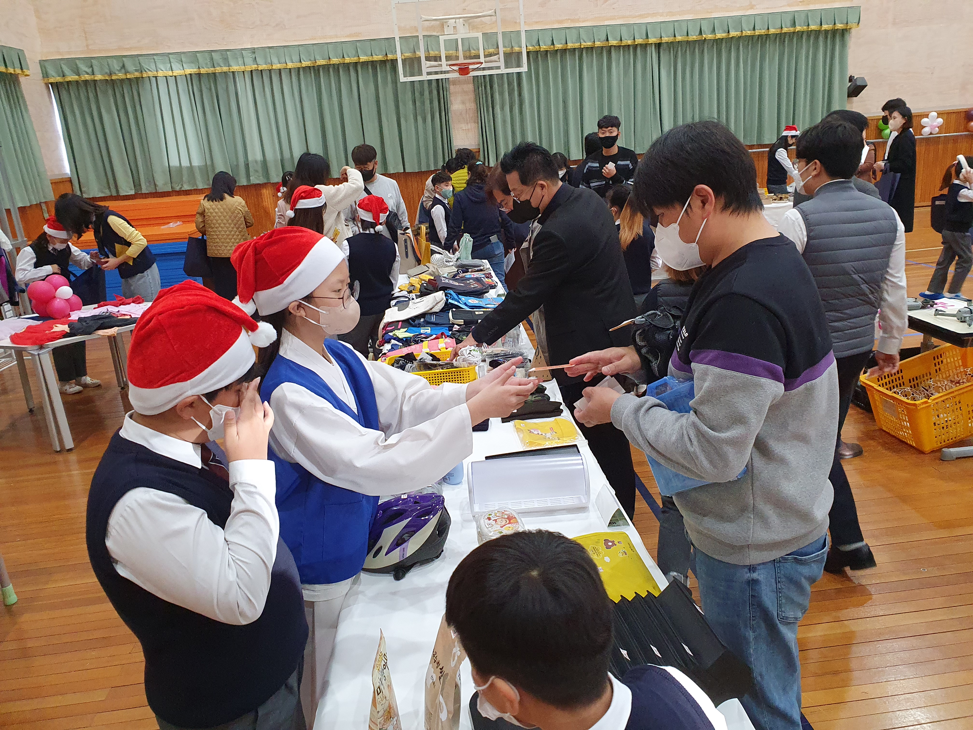 설천초, ‘아나바다’와 함께하는 아름다운 나눔 세상 - 관련이미지3