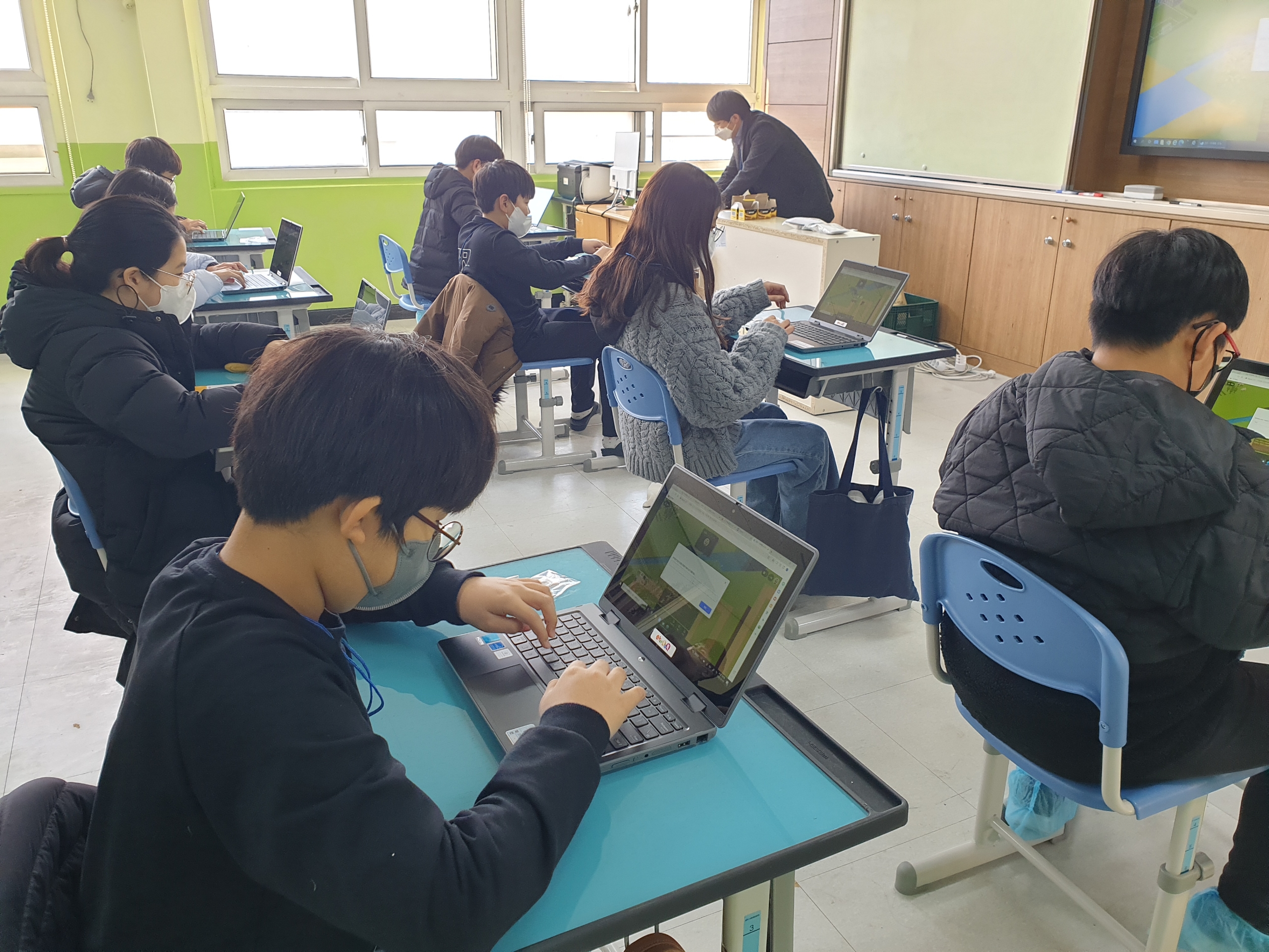 디지털 기반 미래형 교과서로 미래교육 체험(창의인재과 박영희 ☎570-5502) - 관련이미지2