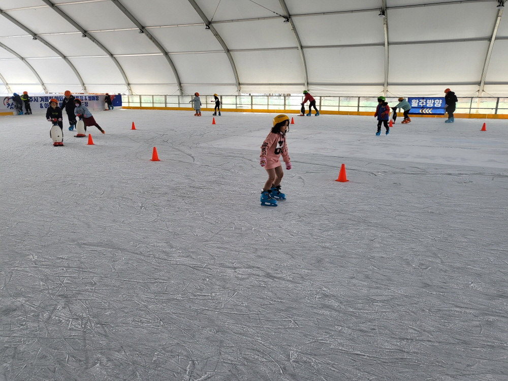 옥종초, 스케이트 타러 겨울왕국으로 고고고! - 관련이미지3