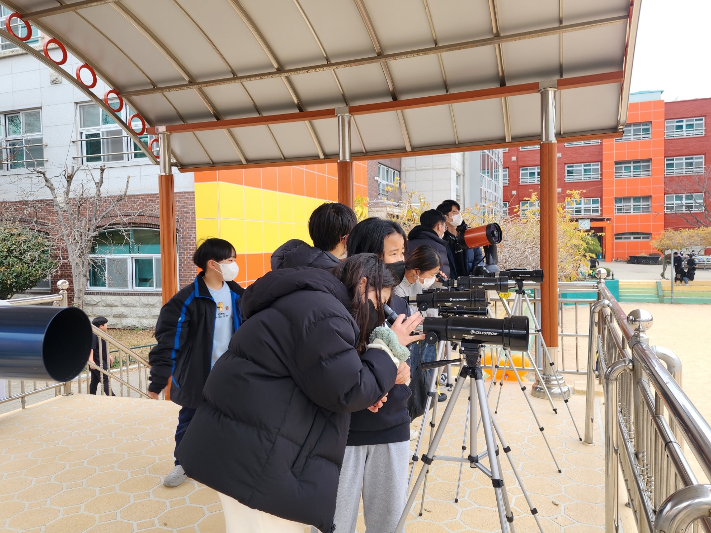 중곡초등학교, 창의융합형과학 ‘자율 과학동아리 체험의 날’ 열어 - 관련이미지2