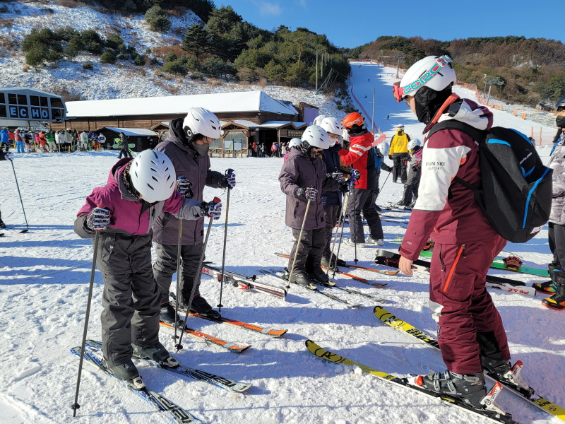 하동 악양초, 꿈과 희망을 키우는 스키캠프 실시 - 관련이미지2
