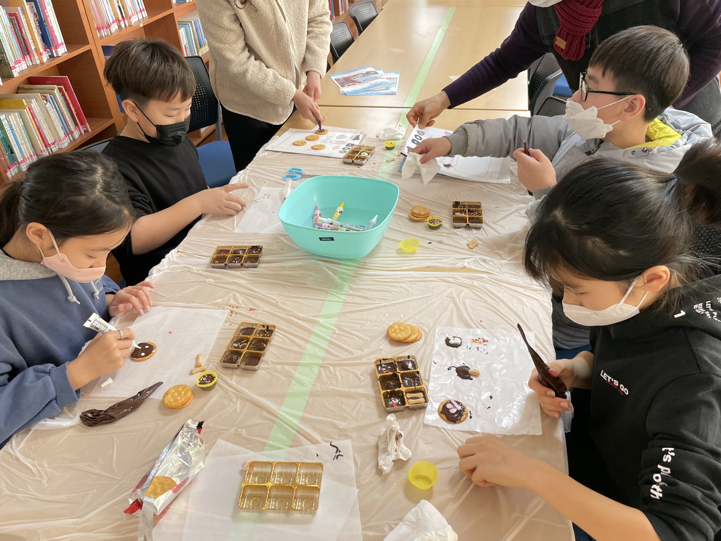 도산초, 쇼콜라티에 체험하기! 진로 체험학습 실시 - 관련이미지3