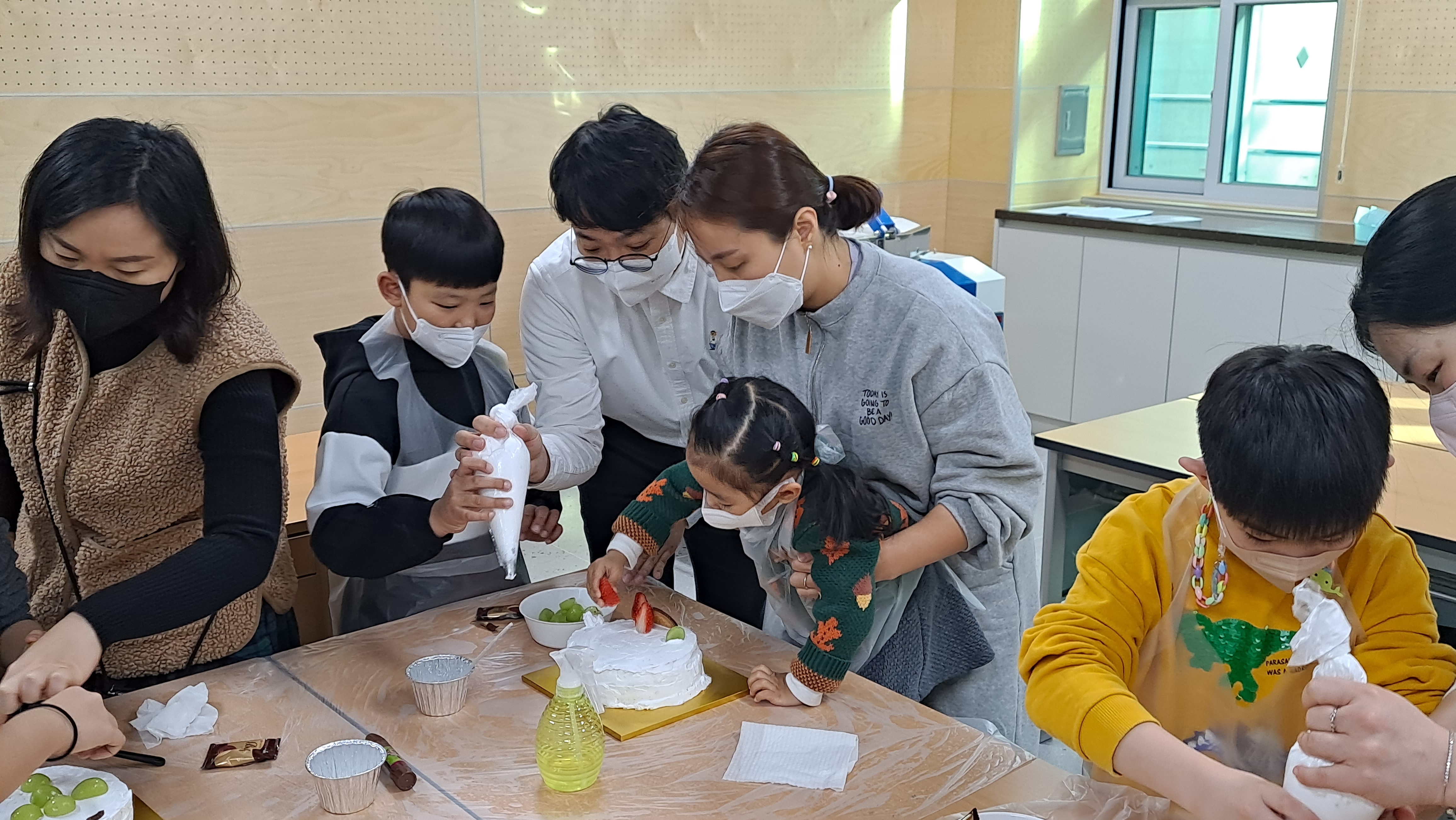 진주교육지원청, 하모나래학교에서 가족과 함께하는 체험활동 실시 - 관련이미지2