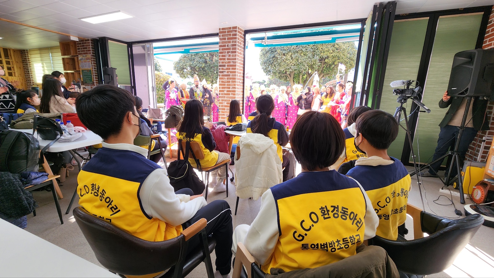 통영 벽방초 국제환경교육 교류교 방문 행사 - 관련이미지3