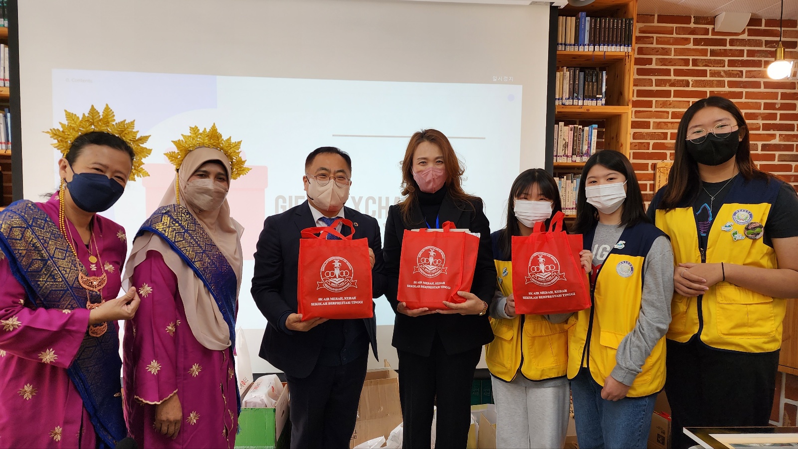 통영 벽방초 국제환경교육 교류교 방문 행사 - 관련이미지4