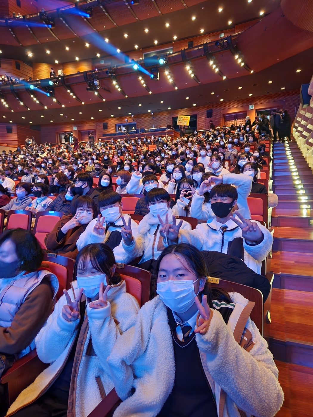 웅천고 3C 창의인재 학생들, 뮤지컬 캣츠 오리지널 내한공연을 관람하다! - 관련이미지2