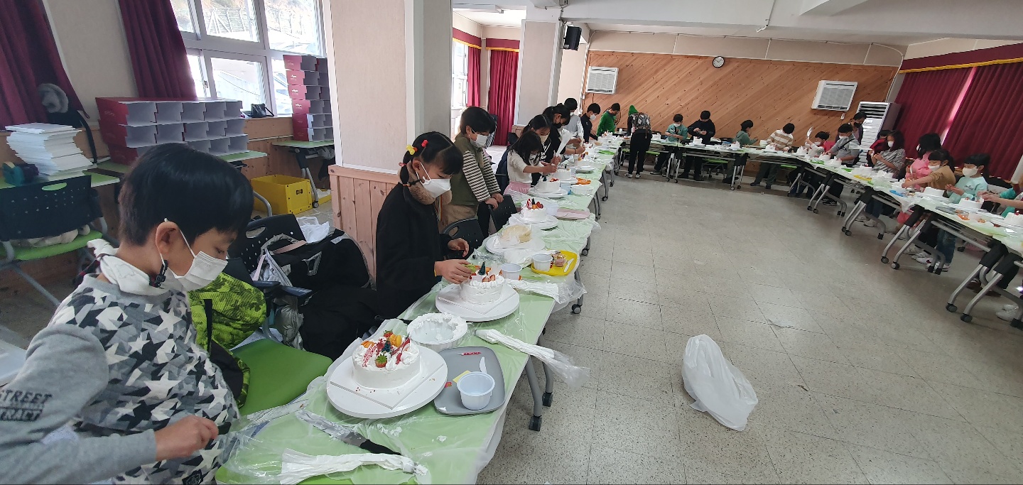 봉래초, 케익과 함께하는 크리스마스!! - 관련이미지4