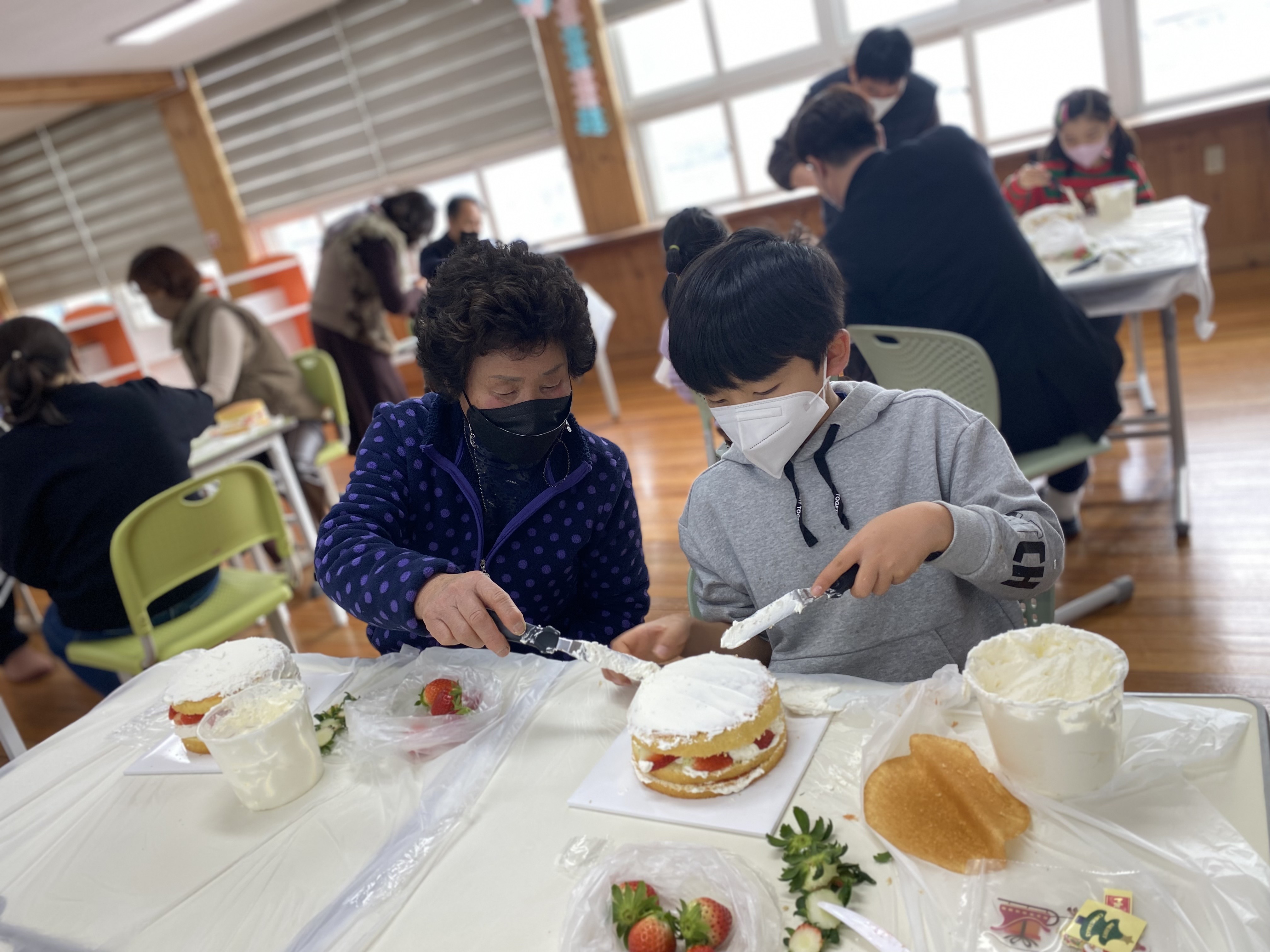 <병곡초>몸도 따뜻, 마음도 따뜻한 겨울나기 행사 실시 - 관련이미지1