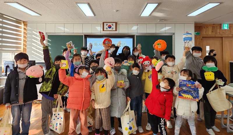 <병곡초>책을 펼치고 열매를 거두는 마당을 열다. - 관련이미지3