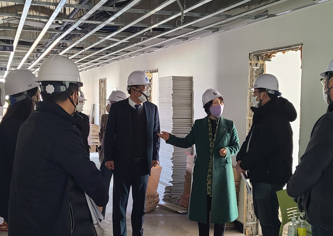 고성교육지원청, 겨울철 학교 공사현장 안전점검 실시 - 관련이미지2