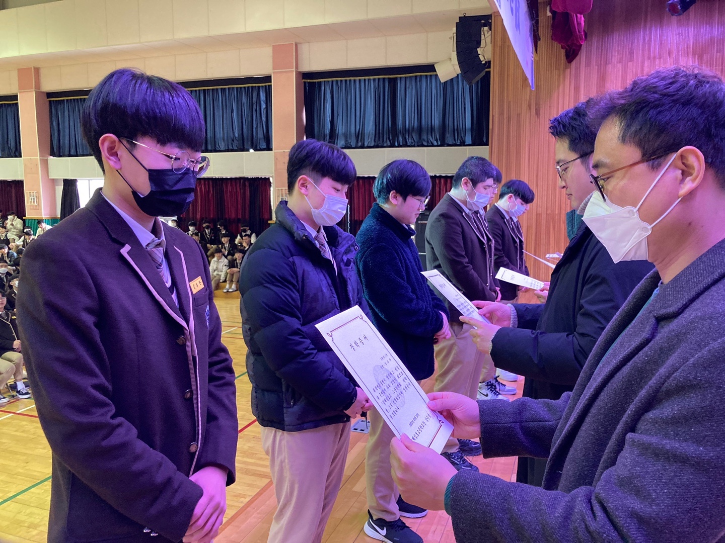 김해임호고등학교 스승장학회 장학증서 수여 - 관련이미지1