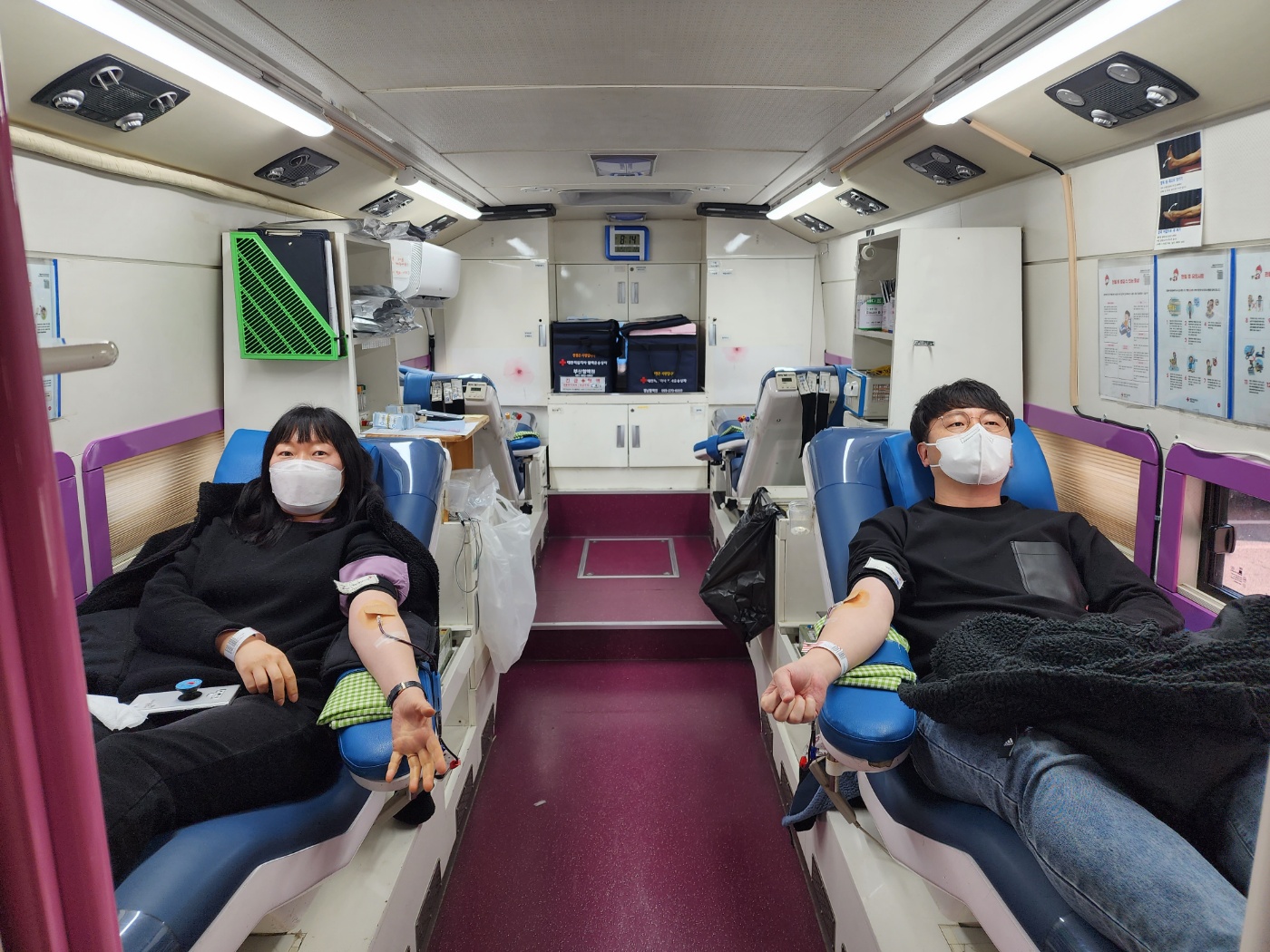 사천교육지원청,“ 생명나눔 헌혈운동 동참” 혈액 수급 안정화 위한 사랑의 헌혈 실시 - 관련이미지1
