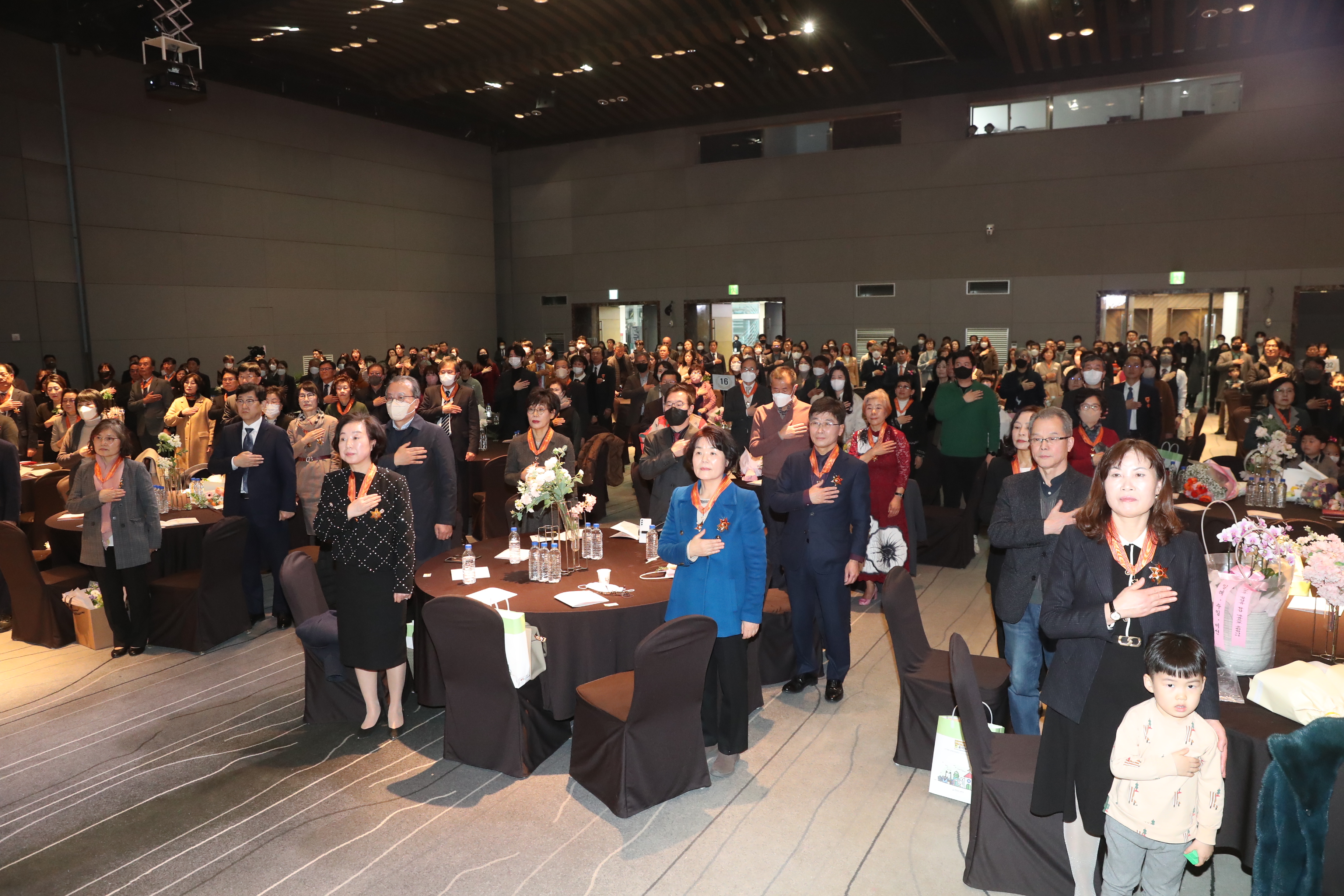 경남교육청, 정부포상 전수식 개최(초등교육과 한아름 ☎268-1128) - 관련이미지1