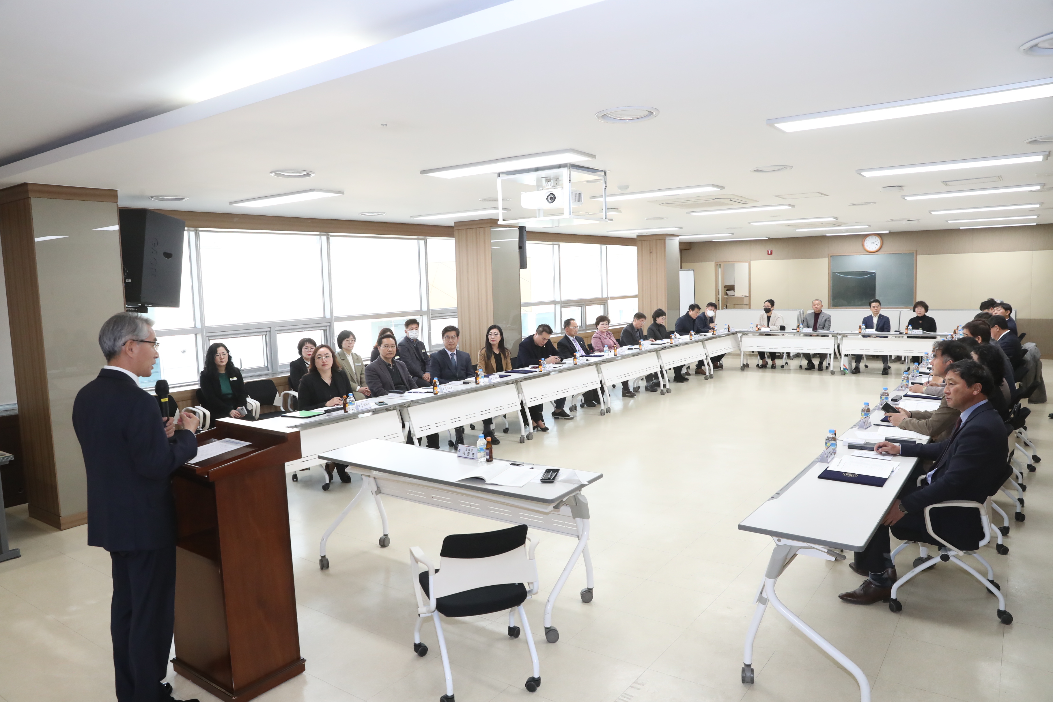 경남교육청, 제5기 도민감사관 30명 위촉(감사관 강태병 ☎210-5231 또는 이향연 ☎210-5232) - 관련이미지1